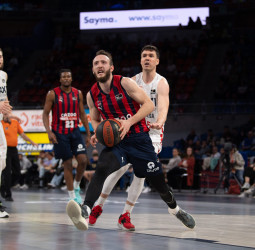 Liderato en solitario para el Baskonia, 107-92