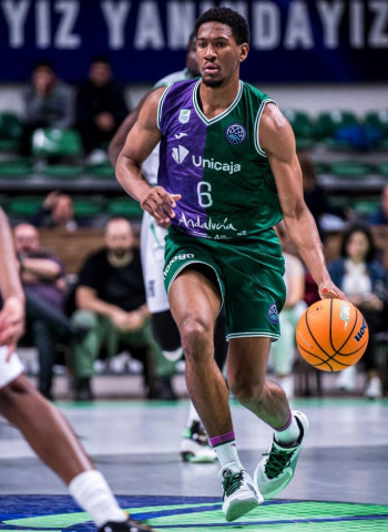 Unicaja Málaga, a cuartos de la BCL tras un final de infarto en Bursa (76-80)