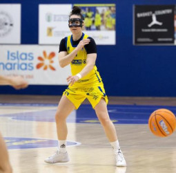 Imbatibilidad en juego en Fontajau en el derbi del patrocinio