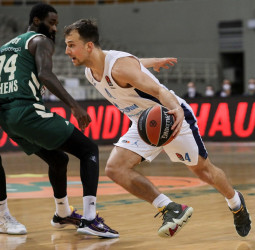 El Zenit se aprovecha del mal momento del Panathinaikos (77-89)
