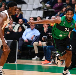 Andrés Feliz extiende su contrato con el Joventut, que le eleva la cláusula de salida