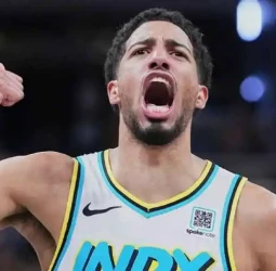 Indiana coloca a Cleveland en una situación crítica, 109-129 [1-3]