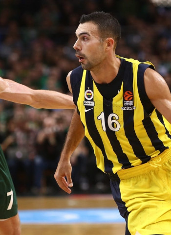 Fenerbahce sobrevive al buen juego del Zalgiris Kaunas (75-82)