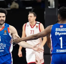 Efes vence a Milán en el debut del entrenador Mijatovic, 79-73