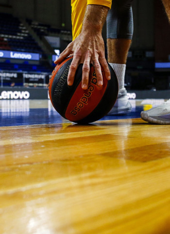 La era Lenovo arranca con un partidazo