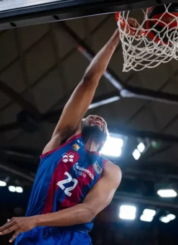 Panathinaikos negocia con Jabari Parker mientras Milán sigue de cerca su situación