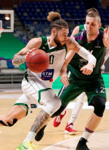 El Nanterre 92 se impone al Unicaja en el último minuto (80-74)