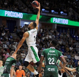 Cancelada la copa de Andalucía por los dos positivos de coronavirus en el Real Betis