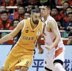 Luis Scola firma por los Shanghai Sharks