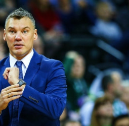 Los Angeles Lakers se fijan en Sarunas Jasikevicius