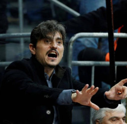 La EuroLeague impone una histórica multa al dueño del Panathinaikos