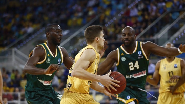 El Herbalife Gran Canaria exhibe orgullo para eliminar al campeón francés (77-78)