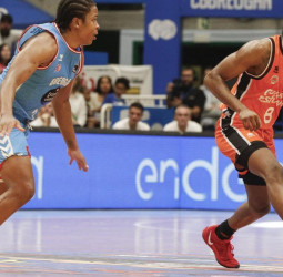 El Valencia Basket se impone al Breogán a base de triples (75-87)