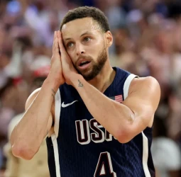 Stephen Curry quiere patentar su celebración "Nuit, Nuit"