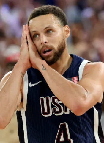 Stephen Curry quiere patentar su celebración "Nuit, Nuit"