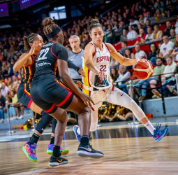 España no puede con las campeonas de Europa en su pista, 76-58