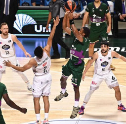 El Unicaja le da un toque de forma pública a Norris Cole