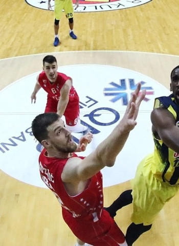 El Fenerbahce fue demasiado para el Estrella Roja (87-72)