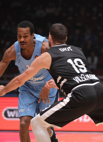 El Zenit logra ganar su primera victoria casera en la EuroLeague (75-70)