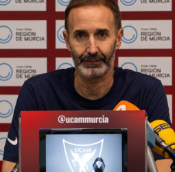 "Tenemos que poner una intensidad brutal para hacerles sentir incómodos"