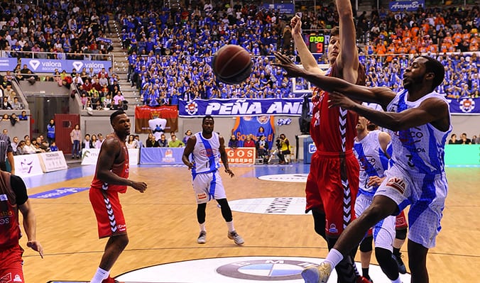 Delteco GBC asalta el coliseum burgalés (76-99)