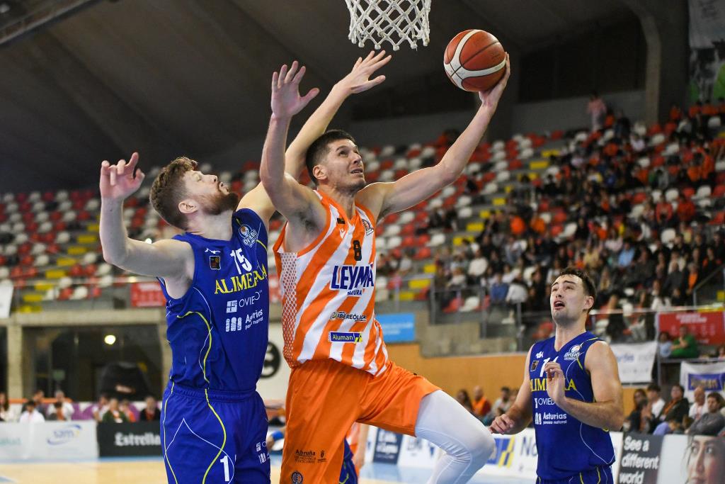 Pumarín vuelve a examinar la competitividad del Leyma Coruña