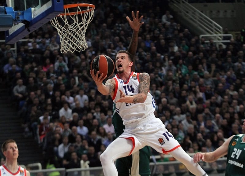 Josh Adams, muy cerca del Unicaja Málaga