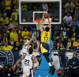El Fenerbahce ejecuta la opción de Amine Noua hasta final de temporada