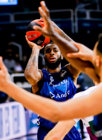 Victoria del MoraBanc Andorra ante el Unicaja (83-74)