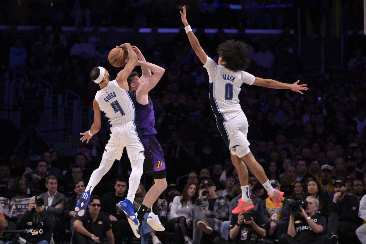La noche NBA: Wagner apuntilla a los Lakers, los Wolves sucumben ante Raptors