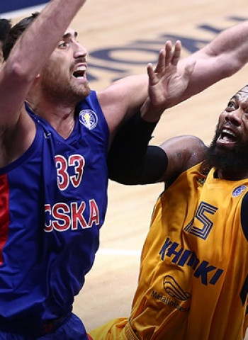 Greg Monroe y Austin Hollins potenciarán al Estrella Roja