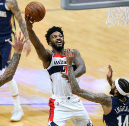 La Virtus Bolonia piensa en Jordan Bell para cubrir la baja de Ekpe Udoh