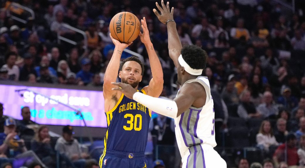 Los Warriors anotan 89 puntos en la primera mitad ante los Kings
