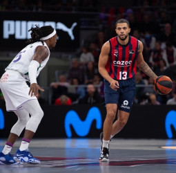 La intensidad del Cazoo Baskonia acaba con el Unicaja (103-89)