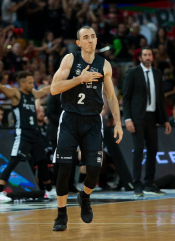 Jonathan Rousselle, una temporada más en el Bilbao Basket
