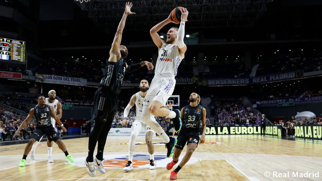Victoria del Real Madrid para despedir el año en el WiZink Center, 92-73