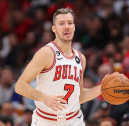 Goran Dragic, cerca de los Milwaukee Bucks