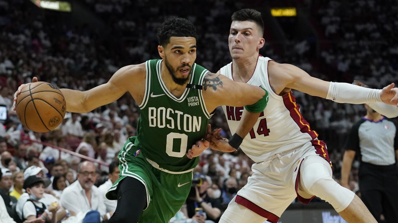 [1-1] Los Celtics ganan a domicilio de forma contundente (127-102)