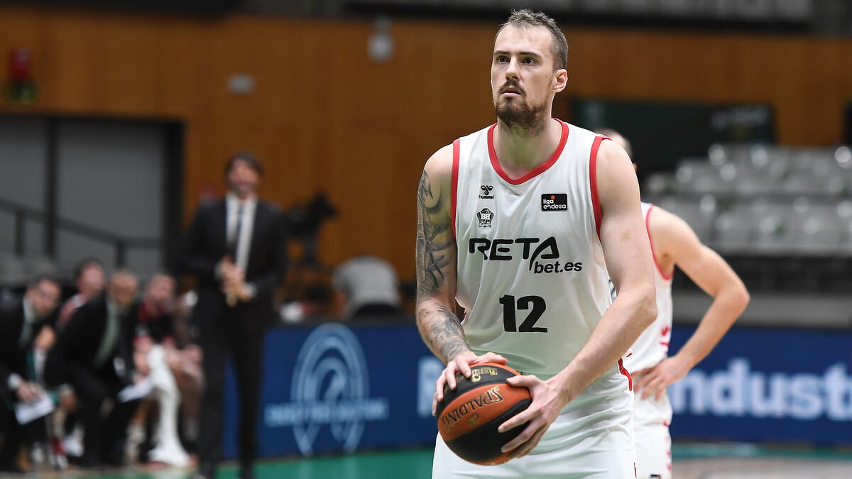 Ondrej Balvin se va al baloncesto japonés
