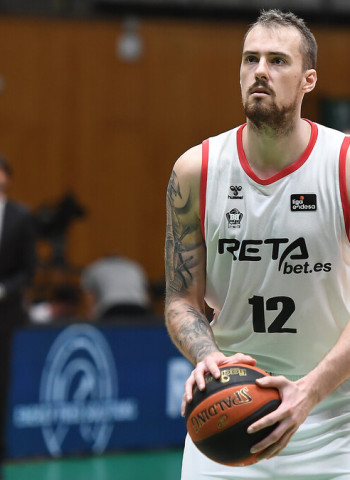 Ondrej Balvin se va al baloncesto japonés