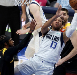 [1-1] Jalen Brunson le da la vida a los Mavericks (104-110)