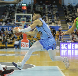 El carácter del Pazo lleva al Río Breogán de vuelta a Granada (81-78)