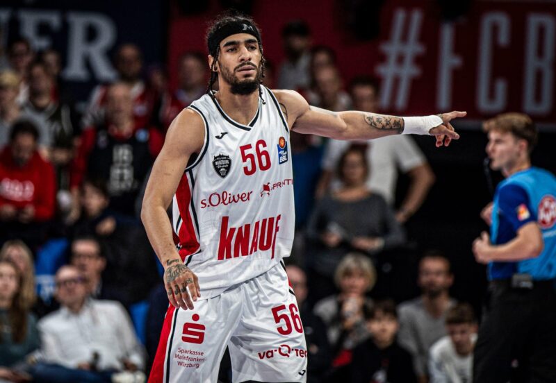 Jhivvan Jackson, cada vez más cerca del San Pablo Burgos