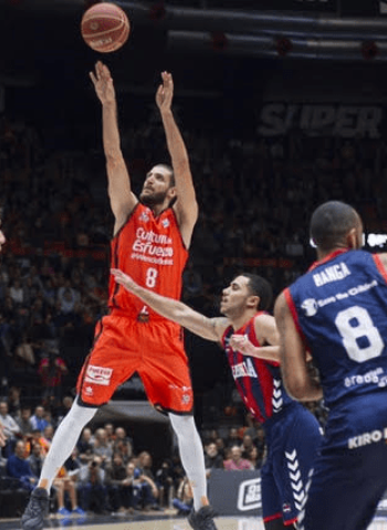 Diot decantó la victoria del Valencia Basket ante el Baskonia (99-91)