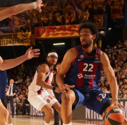 El Barça derrota a un buen Baskonia en un apoteósico final (89-85)