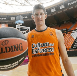 Reyer Venezia, atento a la situación de Damjan Rudez