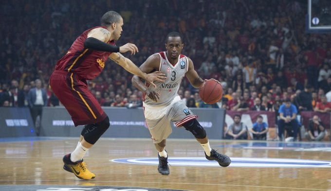 El Baskonia espera la decisión de Beaubois