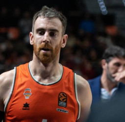 Víctor Claver en la previa Valencia Basket vs. Lenovo Tenerife