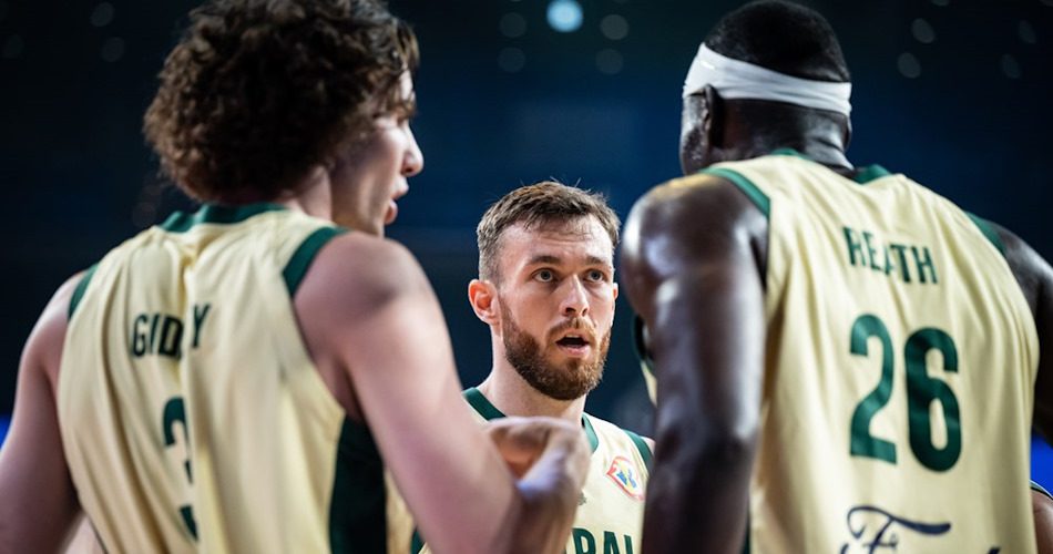 Australia arrasa ante Japón en un enfrentamiento decisivo (109-89)