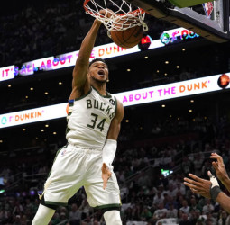 [0-1] Los Bucks silencian el TD Garden (101-89)